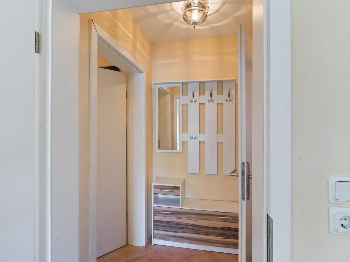 Elegant Apartment With Garden In Gingst エクステリア 写真