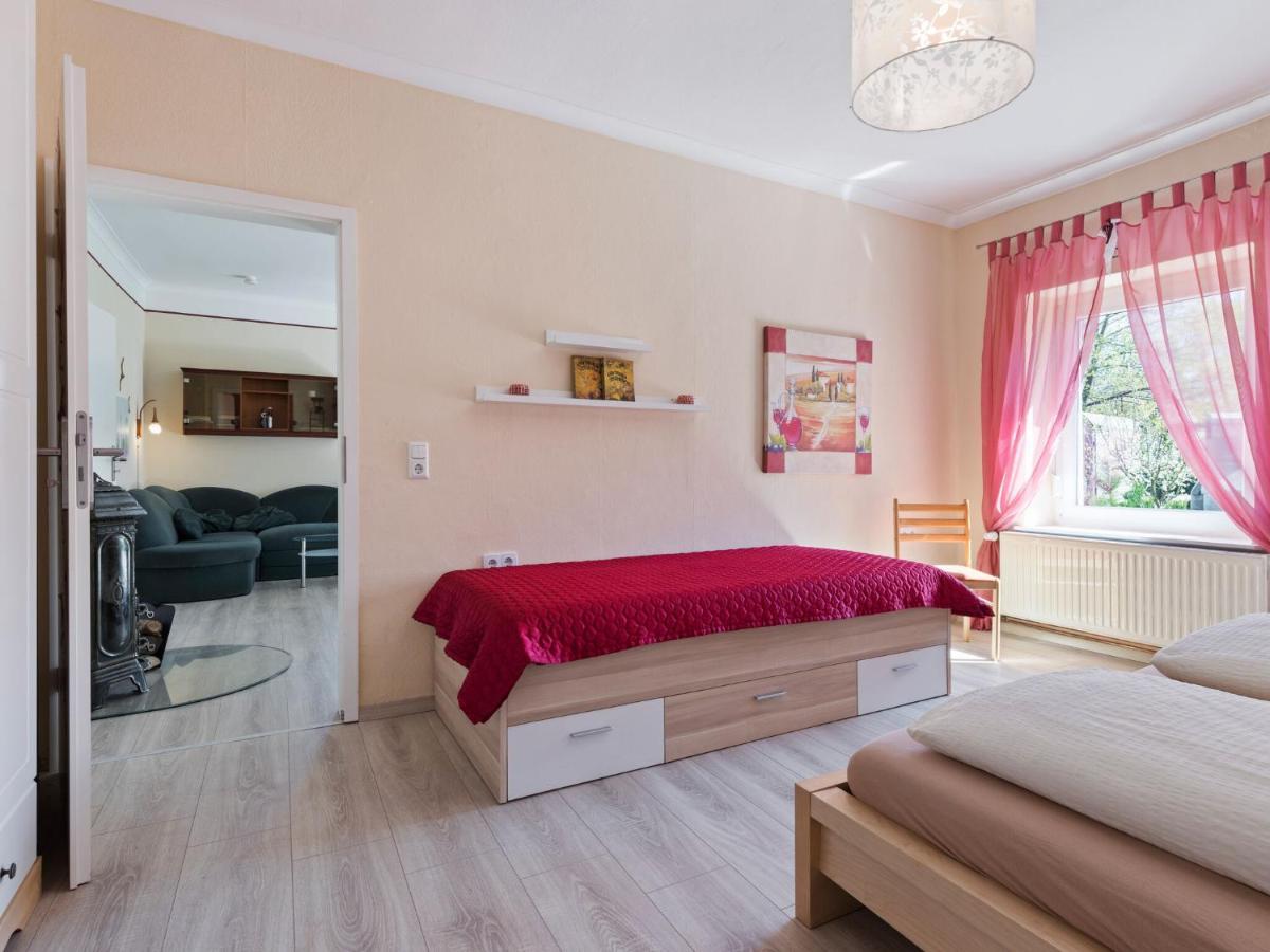Elegant Apartment With Garden In Gingst エクステリア 写真