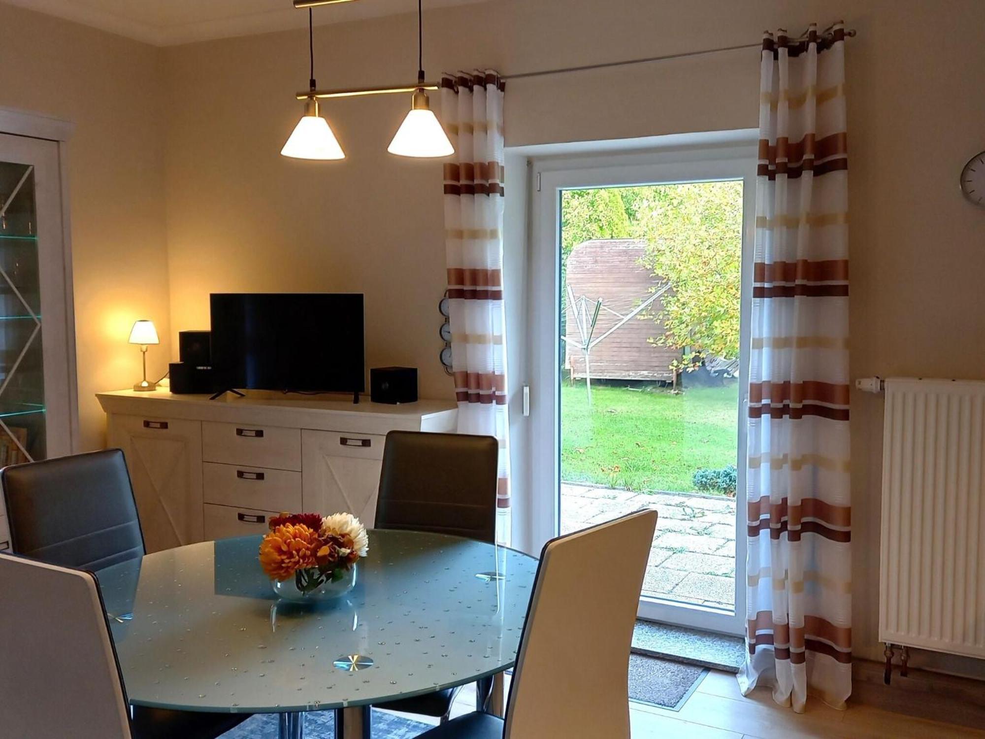 Elegant Apartment With Garden In Gingst エクステリア 写真
